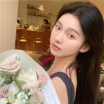 芒果和红色轮椅